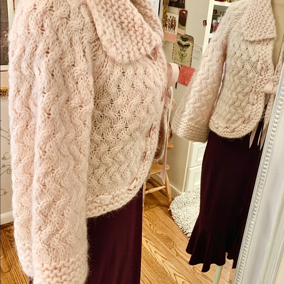 Cozy Rebecca Taylor sweater😁 - Picture 3 of 6